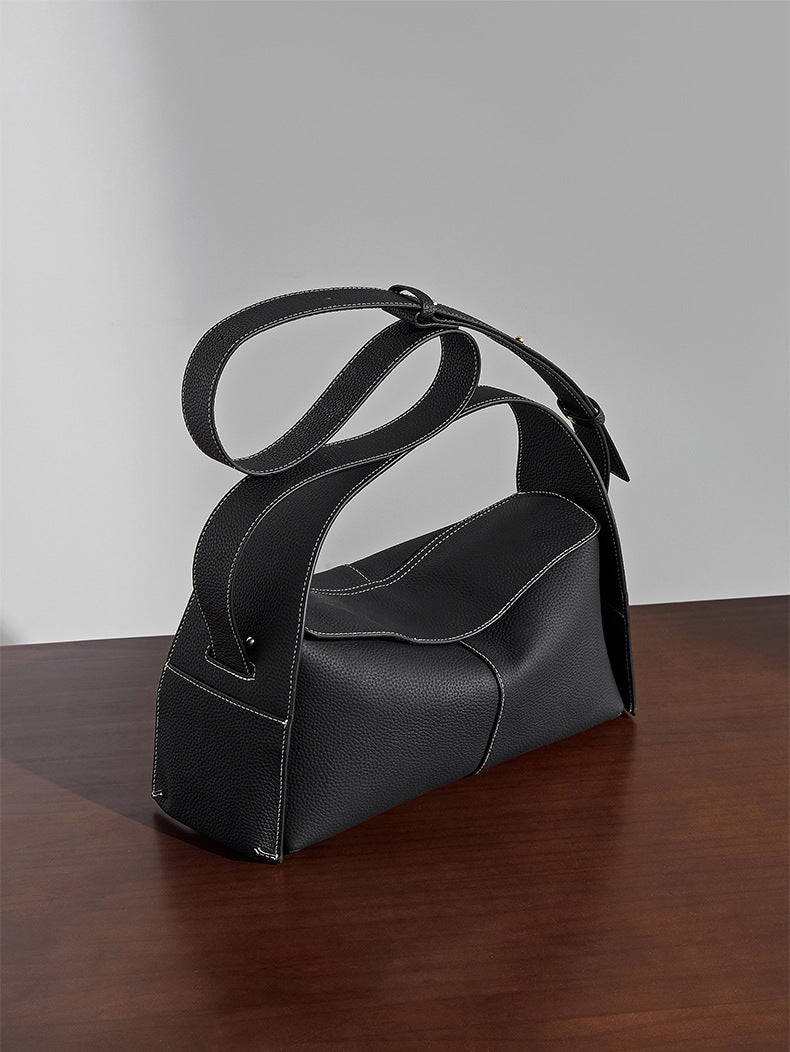 Pelle - Ladies Leather Baguette Bag, Black
