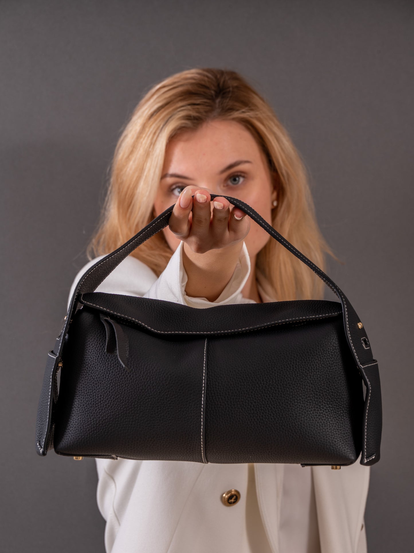 Pelle - Ladies Leather Baguette Bag, Black
