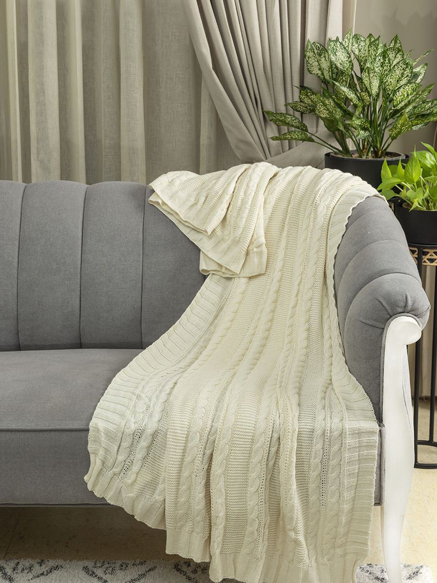 Knitted Throw - Aran