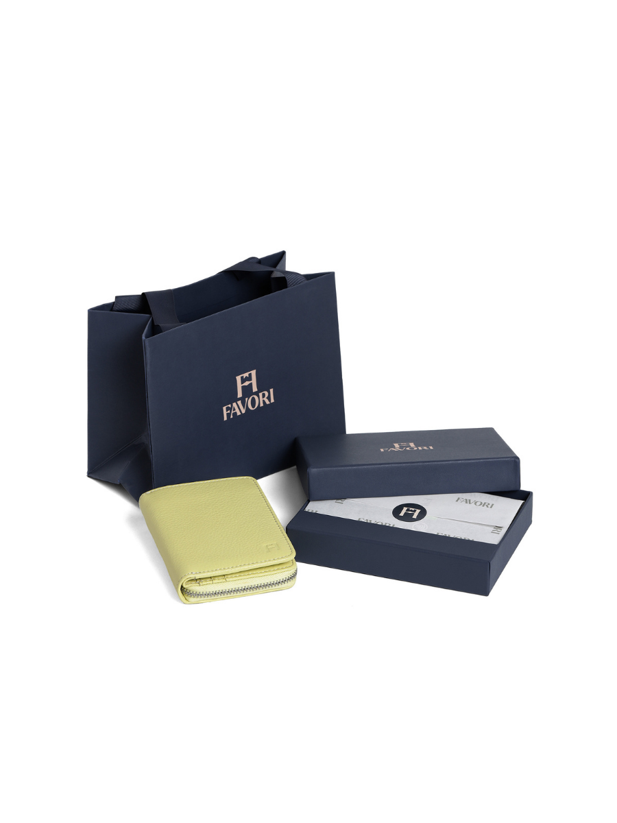 Aero Bi-Fold Wallet, Leather With RFID Blocking | Lemongrass