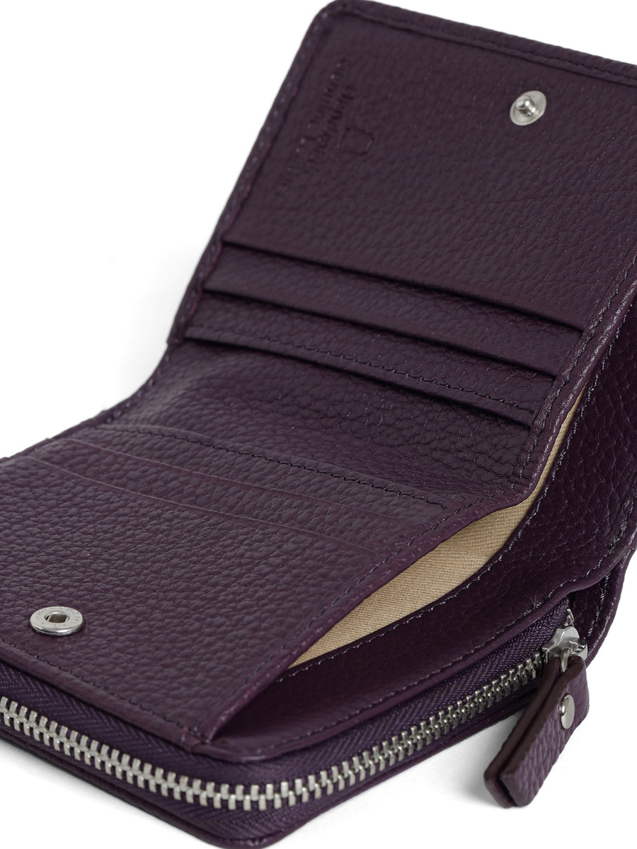 Aero Bi-Fold Wallet, Leather With RFID Blocking | Blackberry wine
