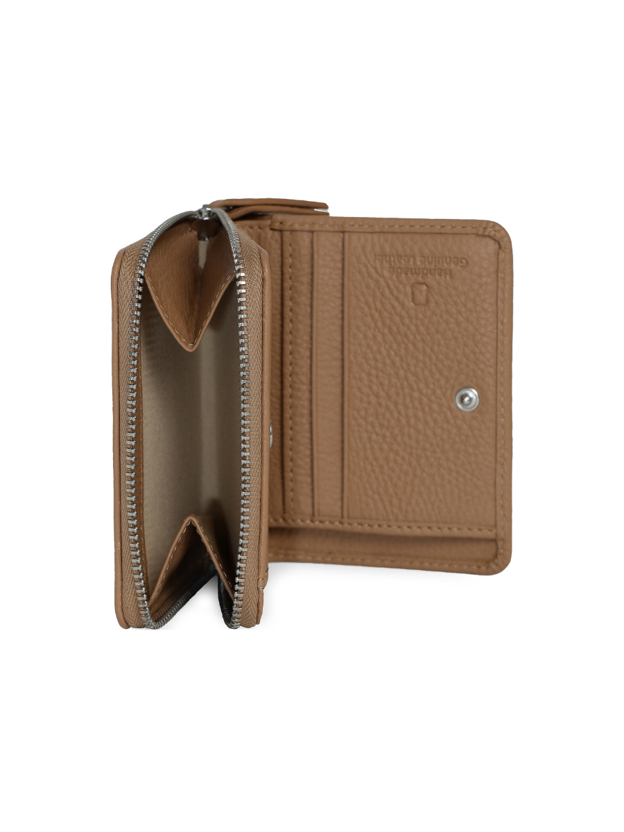 Aero Bi-Fold Wallet, Leather With RFID Blocking | Light Tan
