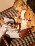 Odette -Ladies Leather Crossbody bag, Cognac