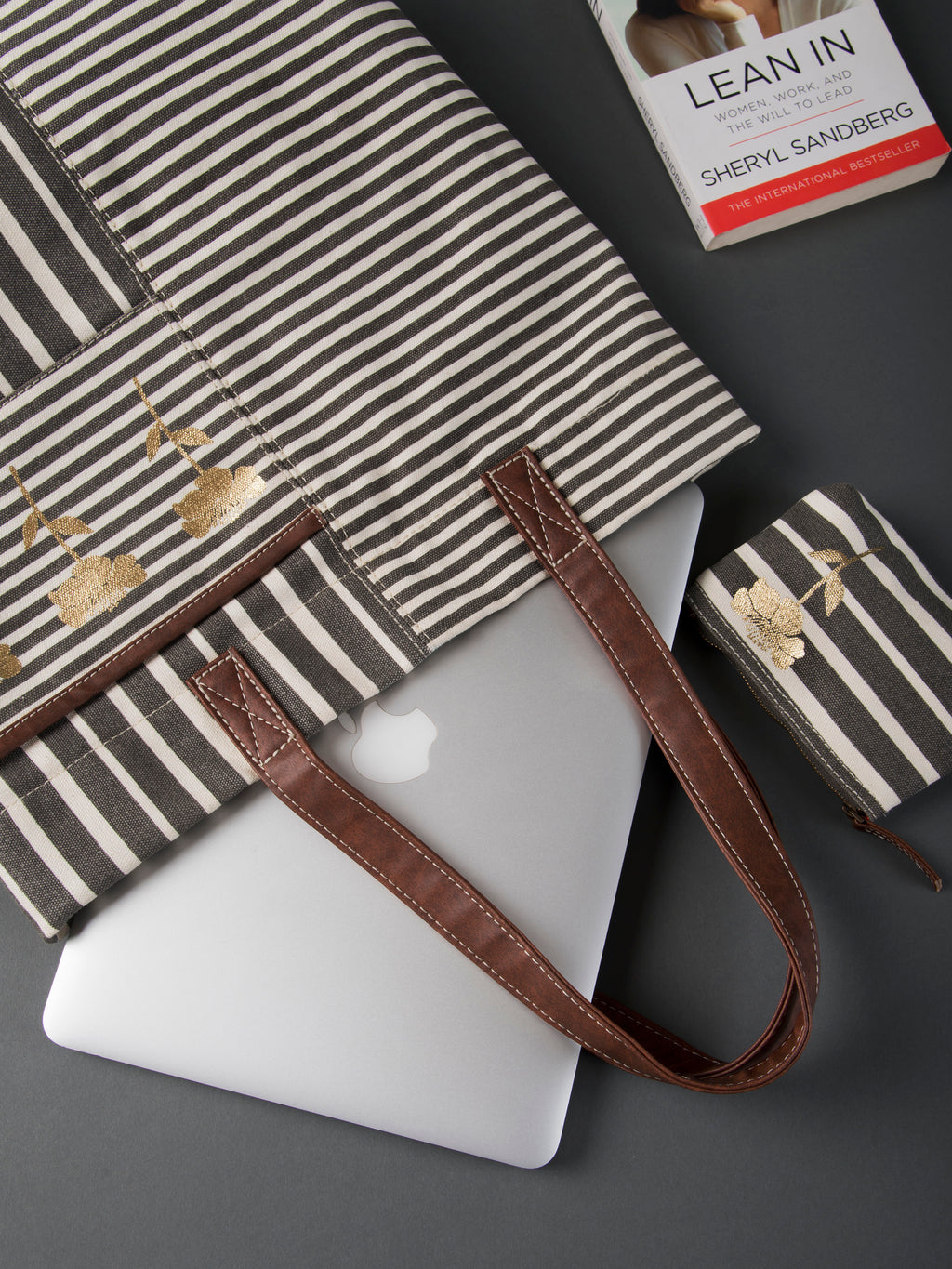 Retro Stripe Ladies Tote Bag with Zip Closure (NEW)