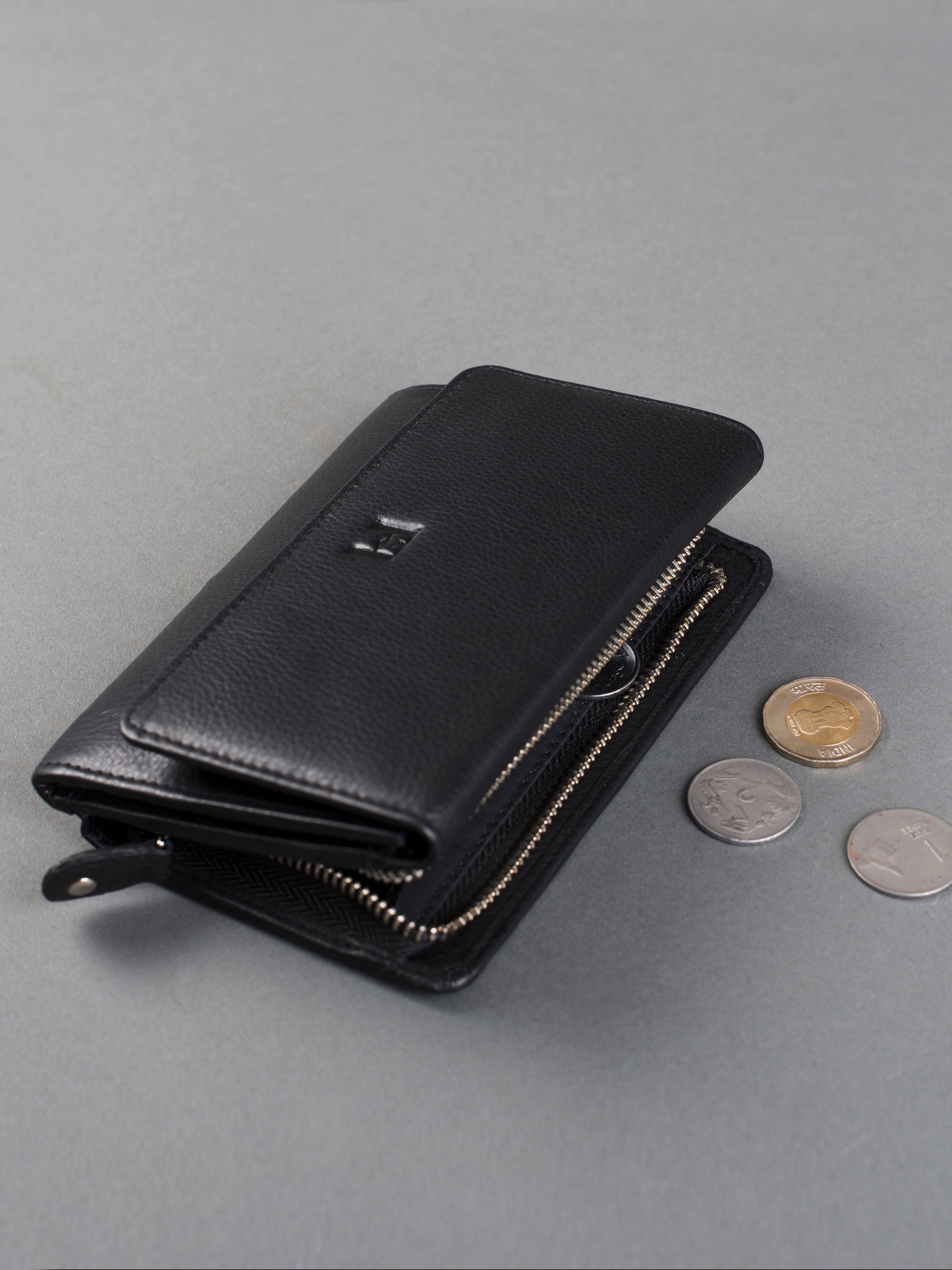 Ladies Classic Leather Wallet With RFID Blocking