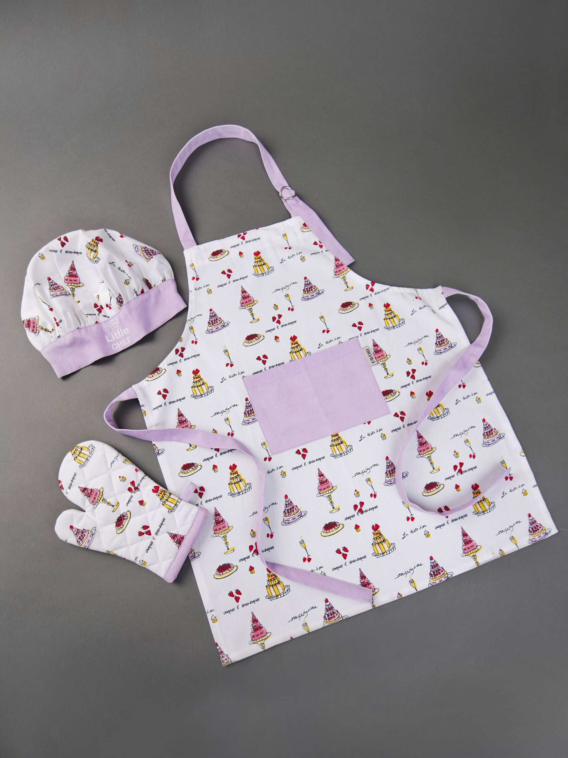 Apron set for Kids in adorable print
