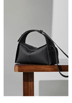 Pelle - Ladies Leather Baguette Bag | Black