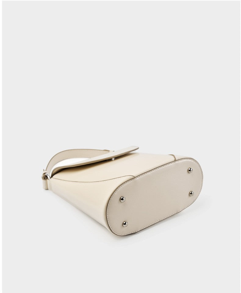 Vienna - Ladies leather structured Bucket bag