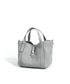 Toscana Pebble-Ladies leather bucket bag, col. Seagull Grey