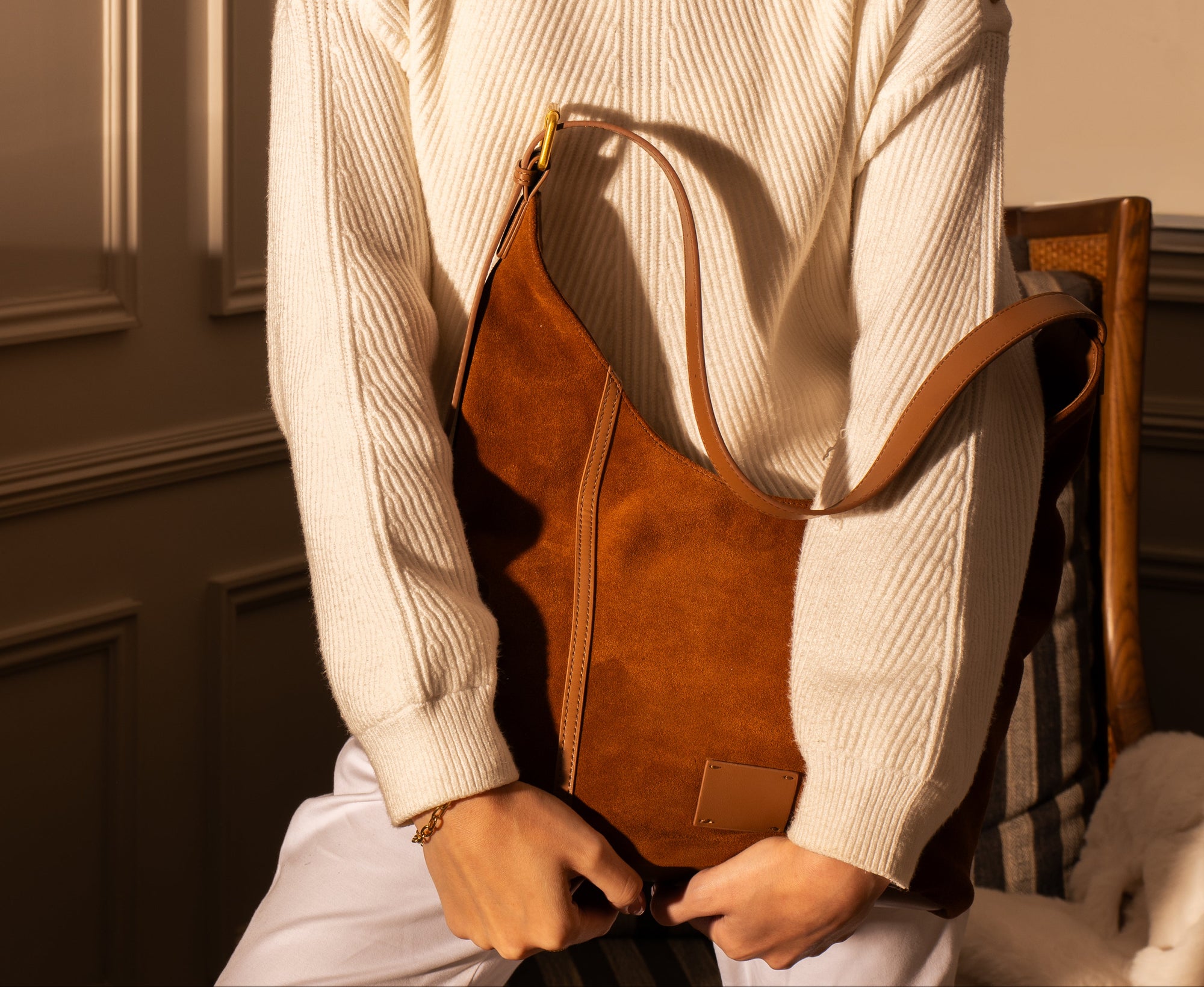 Solene -Ladies suede leather bag, col. Caramel