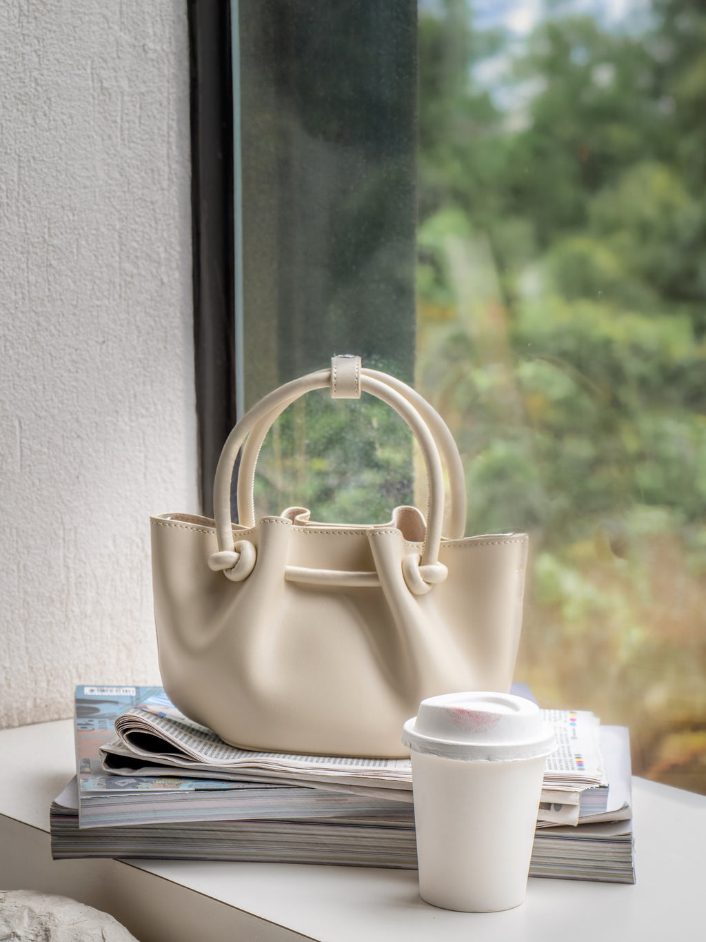 Corda - Ladies Leather Handbag With Knotted Handle I Ivory