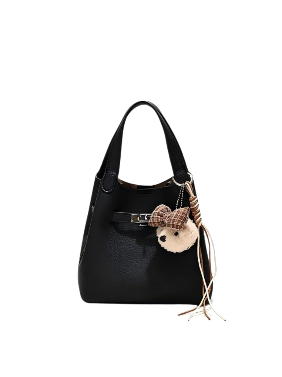 Noelle - Ladies Bucket Bag with Teddy Bear charm, faux leather | Black