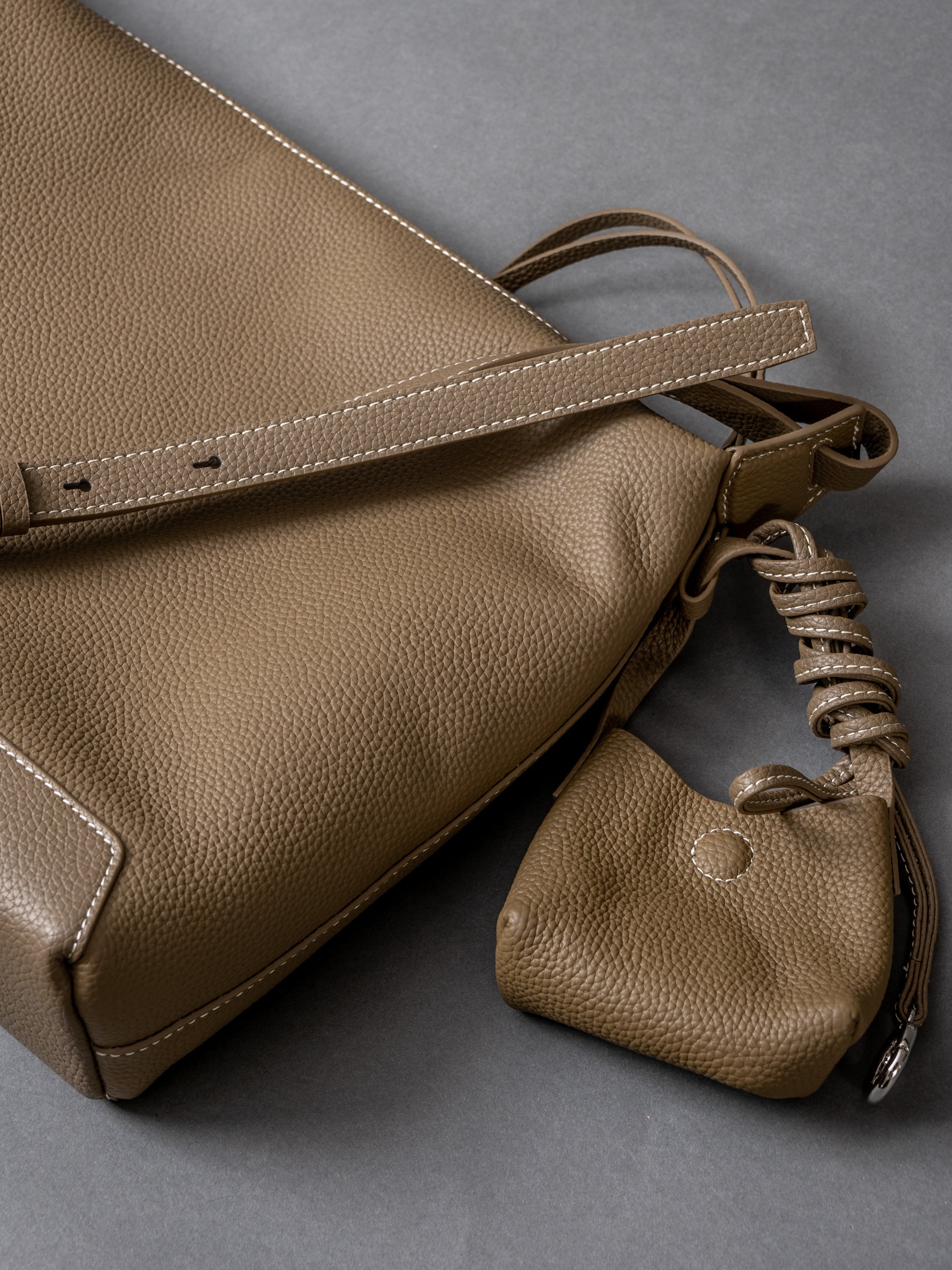Lusso - Ladies Leather Satchel Bag | Taupe