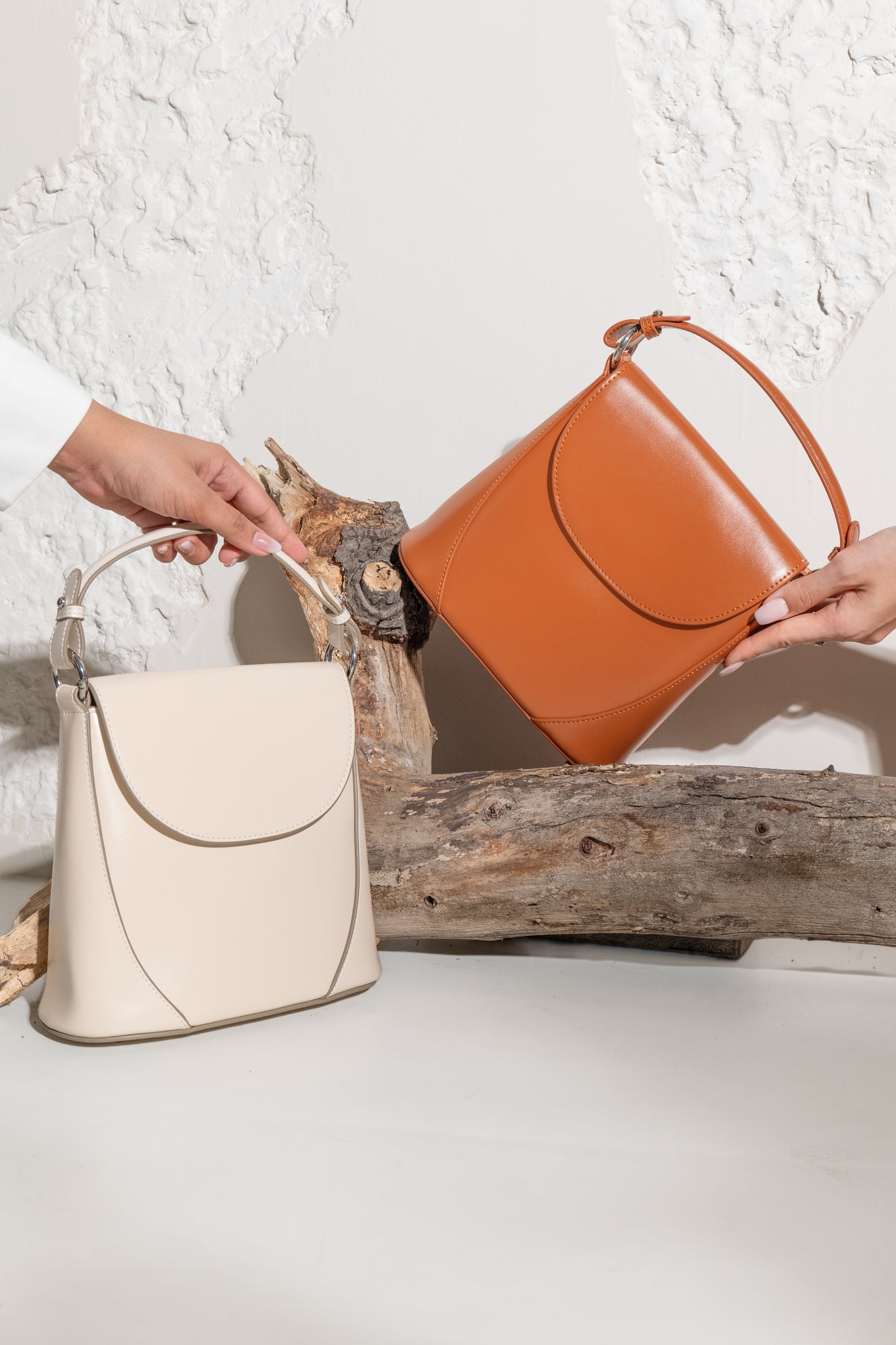 Vienna - Ladies leather structured Bucket bag