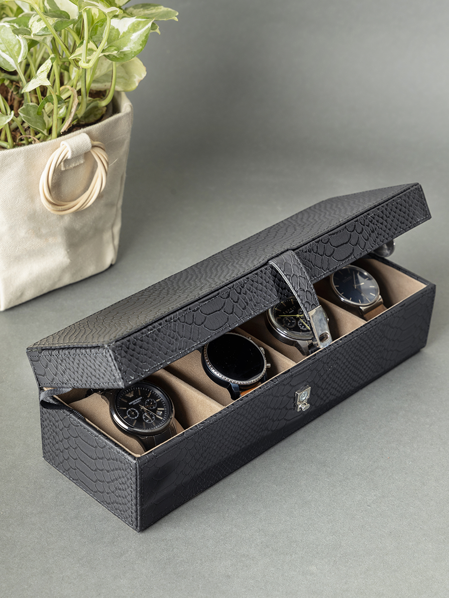 Watch case for four watches in faux leather and croco design
